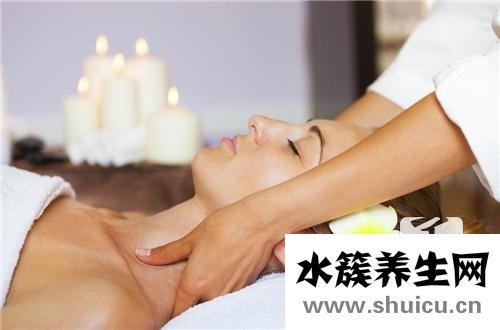 皮膚暗黃毛孔粗大怎么辦