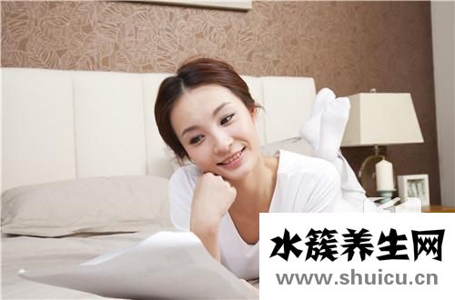 白衣服發(fā)黃