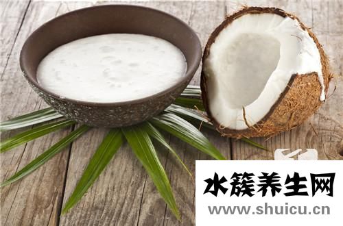 椰肉怎么取出來(lái)