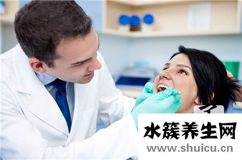 牙齒上黃黃臭臭的東西