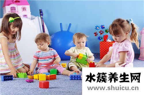 小孩半夜哭鬧是什么原因