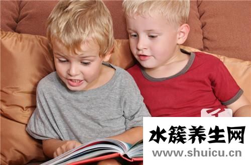 小孩上課愛講話怎么辦