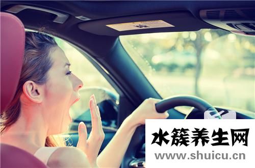 打哈欠流眼淚是回事