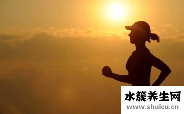 晨跑前要不要吃早餐