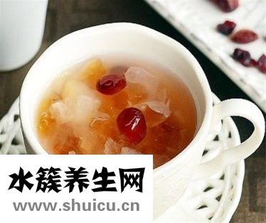 桃膠銀耳雪梨羹