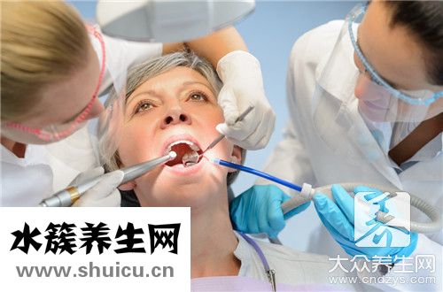 清除黑色牙菌斑妙招