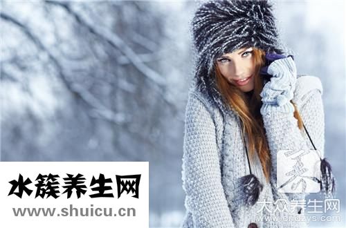 衣領發黃清洗竅門