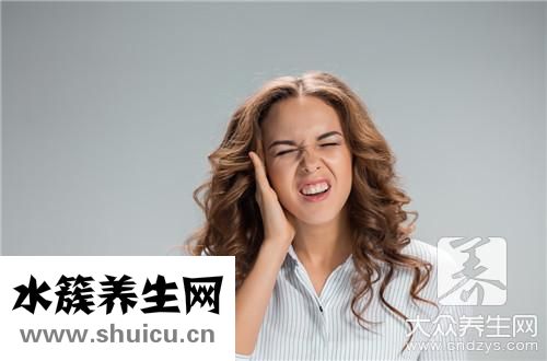 單側耳朵嗡嗡響