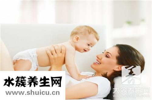 三個月能豎抱嗎