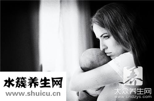 三個月能豎抱嗎