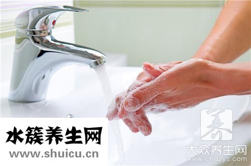 大拇指彎曲疼痛