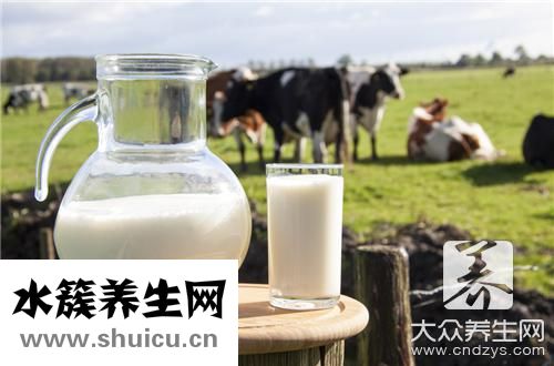 牛奶和可樂能一起喝嗎