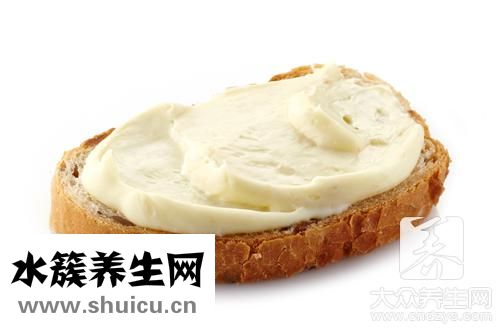 普通牛奶能打成奶油嗎