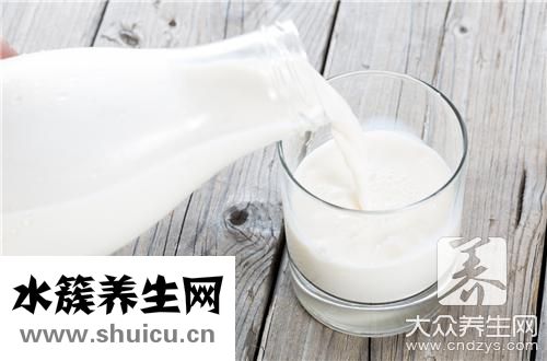 喝了奶茶睡不著