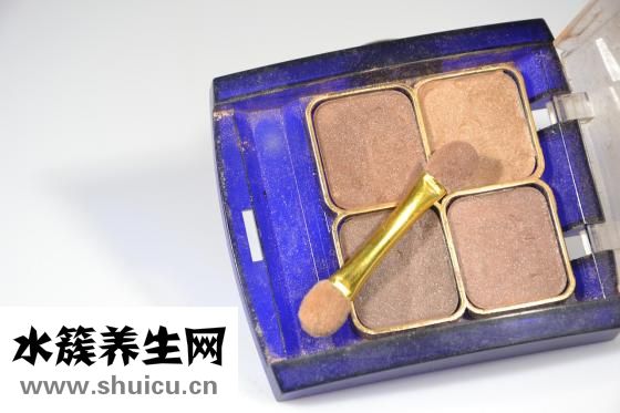 眼皮下垂該咋辦