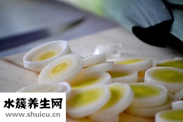 西紅柿金針菇湯