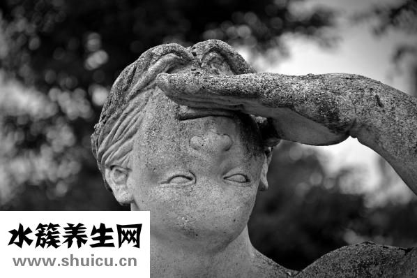 抑郁癥人的眼神圖片