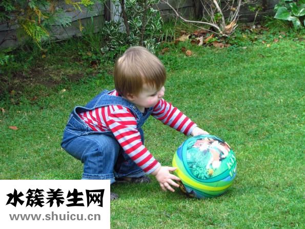 糠酸莫米松鼻噴霧劑