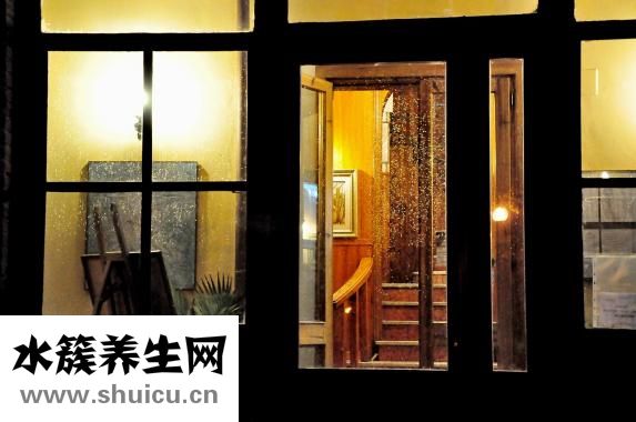 椰子水的功效與作用