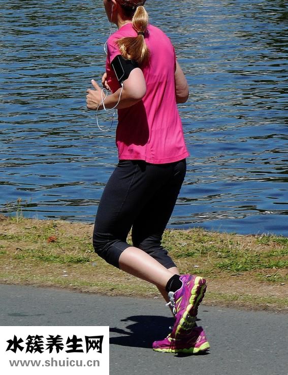 手會(huì)抖是什么原因