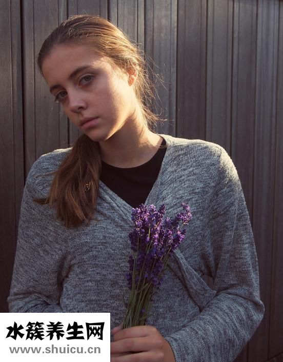 怎樣解決油性頭發(fā)