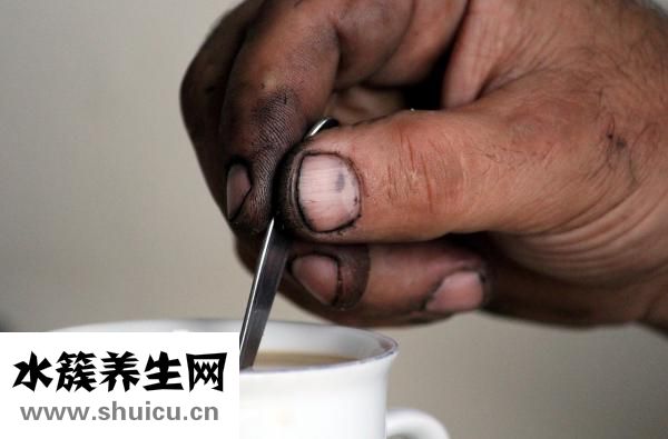 怎樣解決油性頭發(fā)