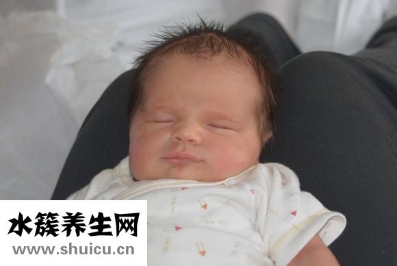 嬰兒什么時候會笑