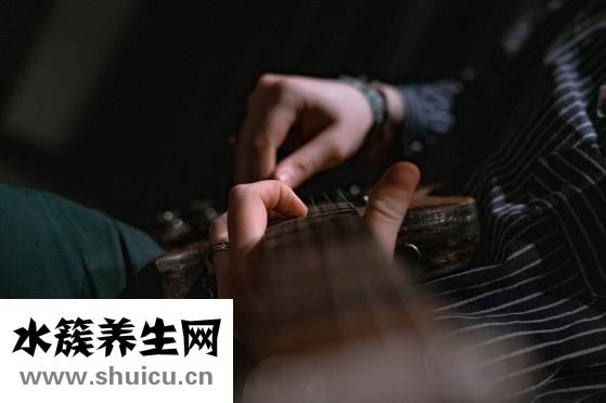 十指連心的意思