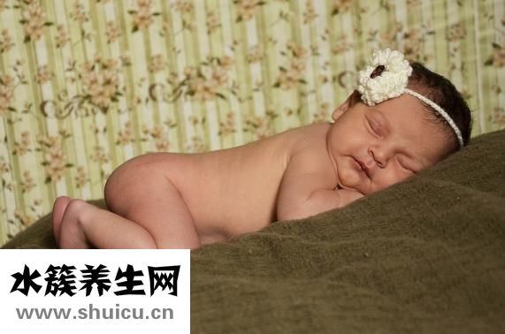 喂奶粉的正確姿勢