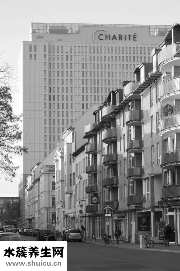 醫院可以打耳洞嗎