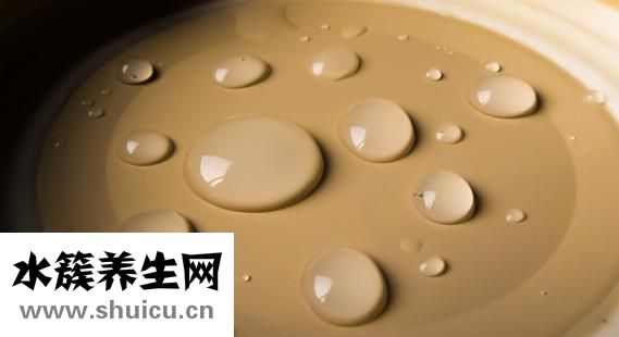 上瞼松弛整形術