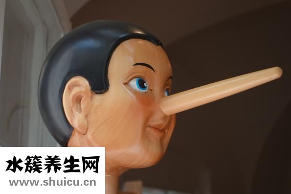 塌鼻梁怎么辦