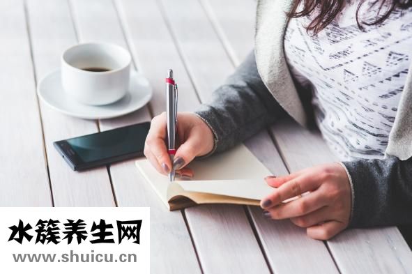 嬰幼兒正常腿紋圖