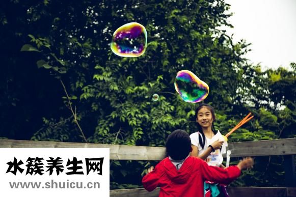 小孩喝蜂蜜水好嗎