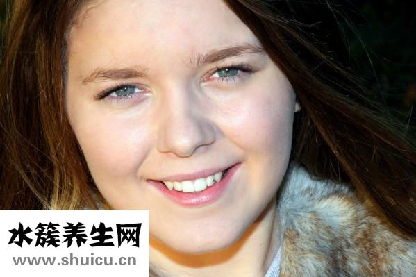 怎么讓胸變小變平