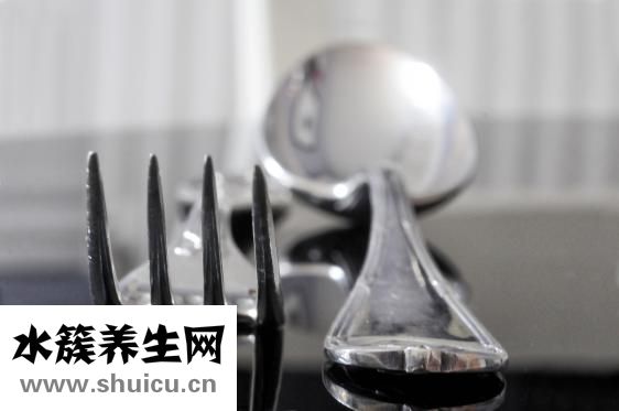 什么是氟斑牙圖片