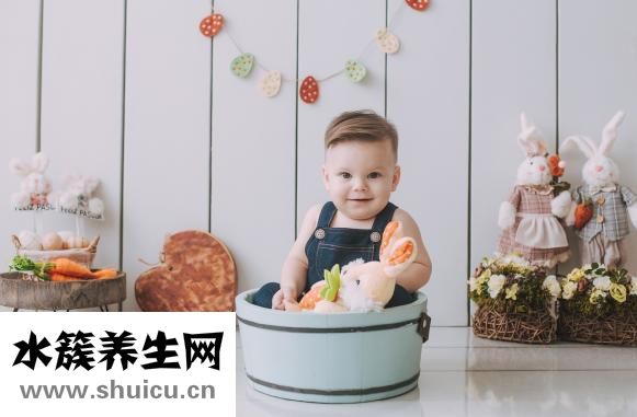 嬰兒打嗝怎么辦