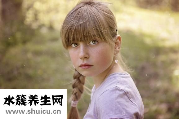 嬰兒腿紋不對稱