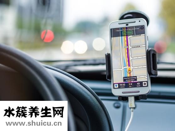 印堂的準確位置圖