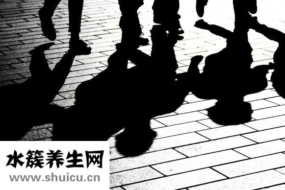 頭頂頭發少怎么辦