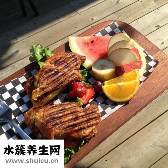 長期吃芹菜汁的危害