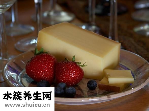 椰子怎么打開喝汁