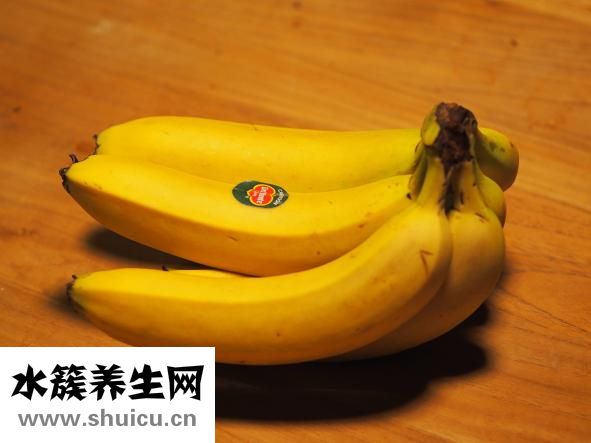 香蕉榨汁搭配什么