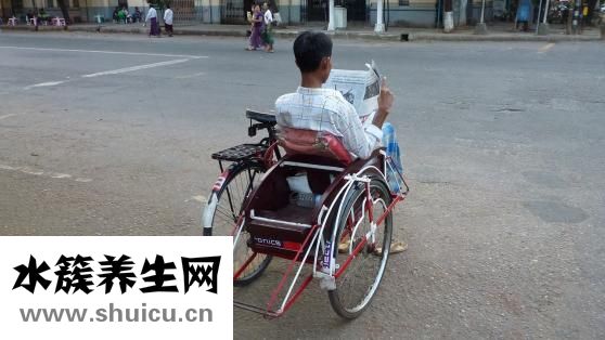 膝蓋錯位怎么治療