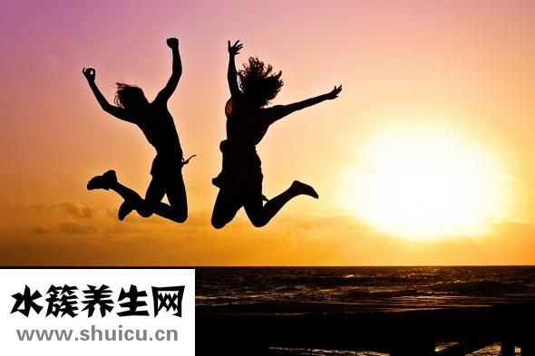 高低肩的睡覺方法