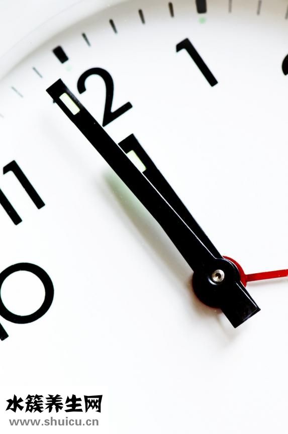 看指甲掛什么科