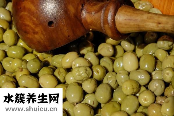 用鹽水洗臉好嗎