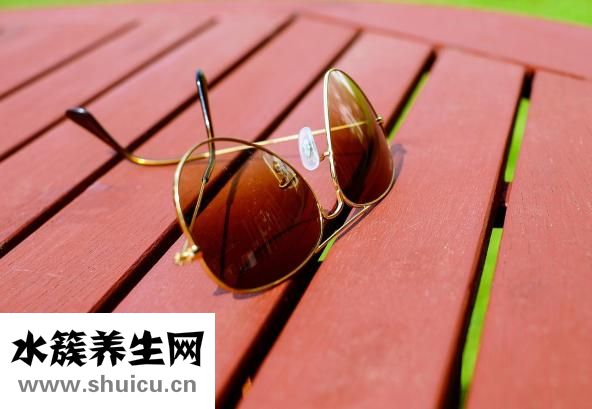 右眼皮跳怎么化解