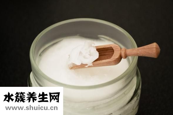 椰子油漱口