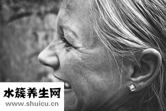 走路小腿前面疼